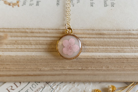 Circle Forget Me Not Necklace