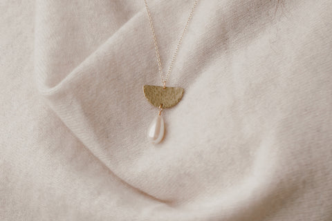 Half-moon Pearl Pendant Necklace